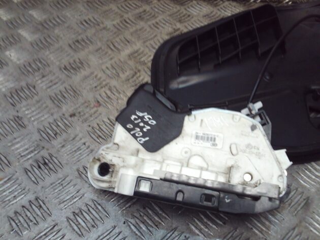 2013 GENUINE VW POLO 6R FRONT RIGHT DRIVER SIDE DOOR LOCK MECHANISM 5K2837016D
