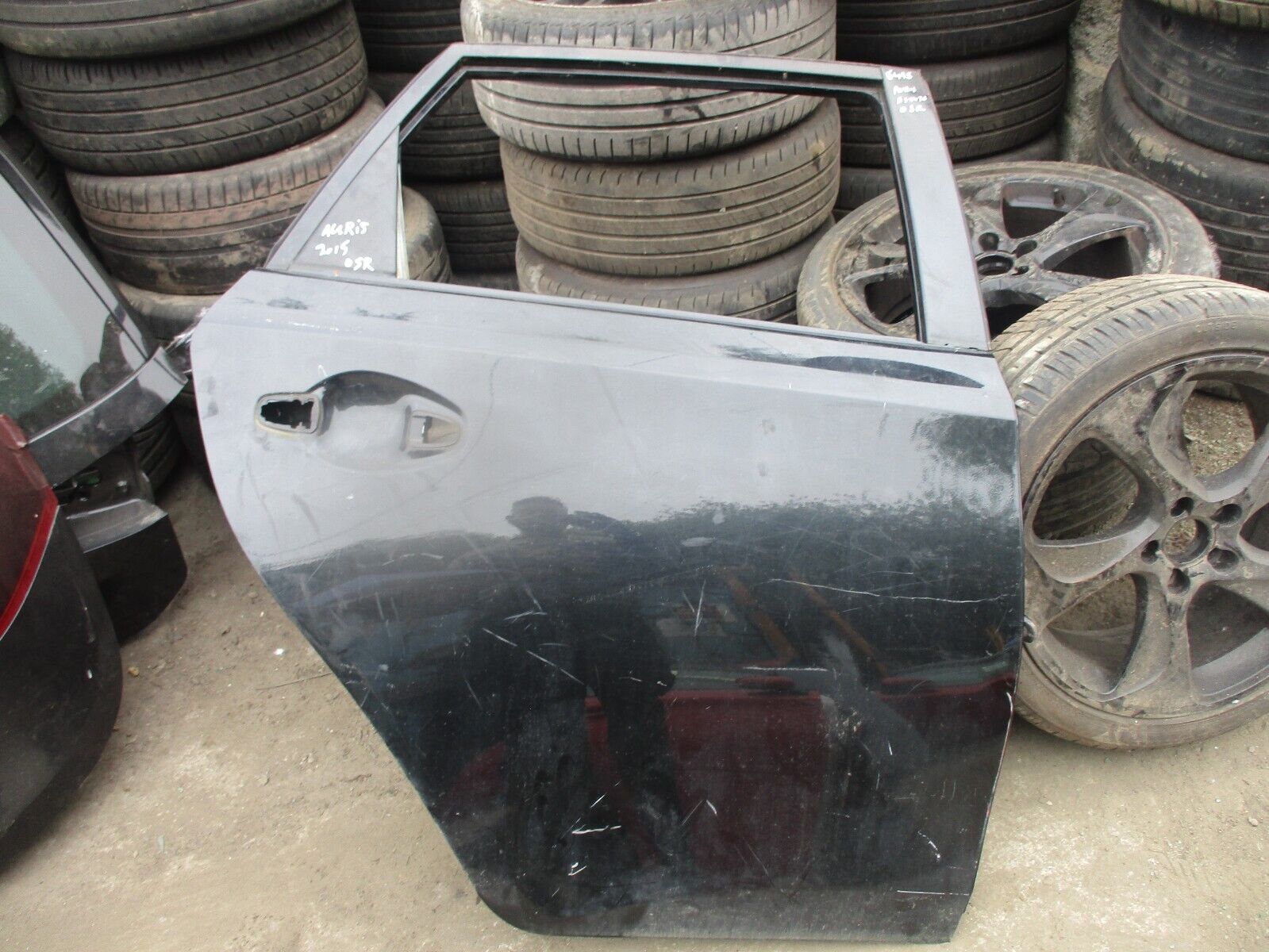 2015 GENUINE TOYOTA AURIS ESTATE REAR RIGHT DRIVER SIDE BARE SHELL DOOR OSR - Image 3