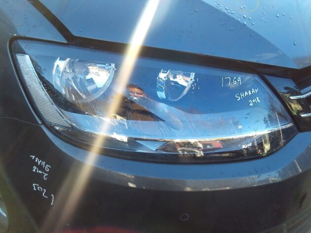 2018 GENUINE VW SHARAN FRONT RIGHT DRIVER SIDE HEADLIGHT LAMP OSF - Image 2