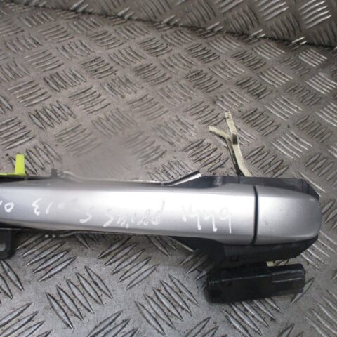 2012 GENUINE TOYOTA PRIUS REAR RIGHT DRIVER SIDE EXTERIOR DOOR HANDLE