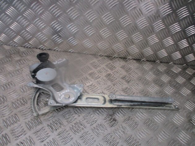 2012 TOYOTA PRIUS REAR RIGHT DRIVER SIDE DOOR WINDOW REGULATOR MOTOR 8571047090 - Image 2