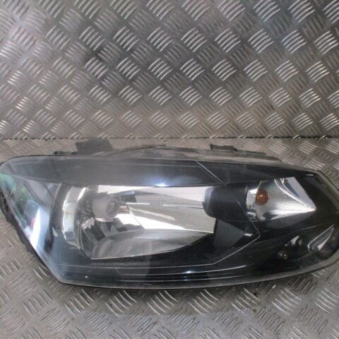 2012 GENUINE VW POLO 6R FRONT RIGHT DRIVER SIDE HEADLIGHT LAMP OSF