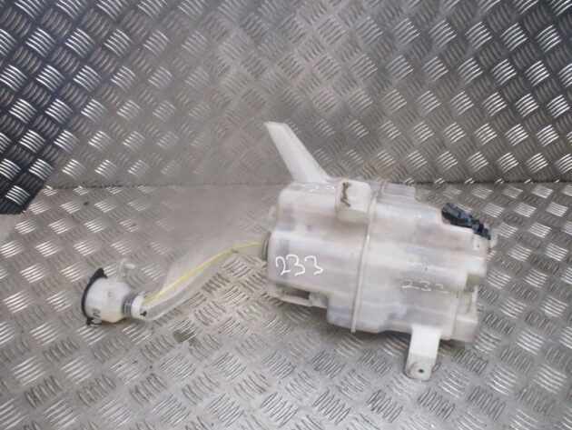 2012 GENUINE TOYOTA PRIUS FRONT WINDSCREEN WASHER BOTTLE 060851-317 - Image 2
