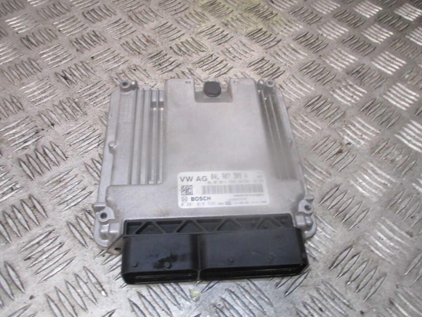 2014 GENUINE VW GOLF MK7 2.0 TDI ECU ENGINE CONTROL MODULE UNIT 04L907309A