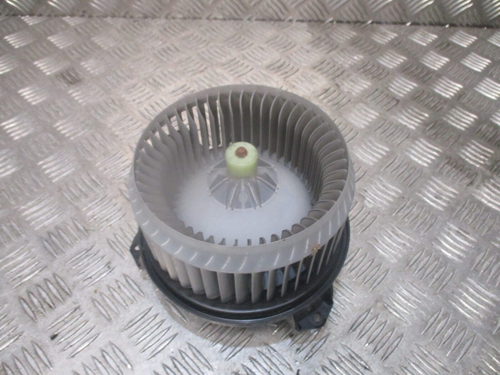 2015 GENUINE TOYOTA AURIS HEATER BLOWER FAN MOTOR AV272700-8074