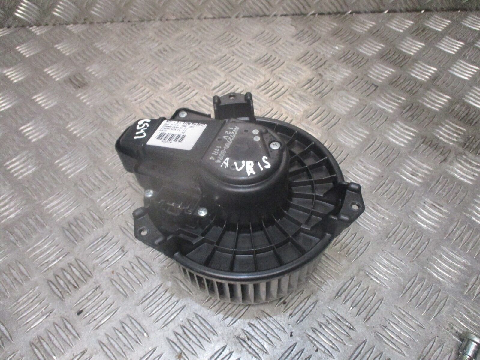 2015 GENUINE TOYOTA AURIS HEATER BLOWER FAN MOTOR AV272700-8074 - Image 3