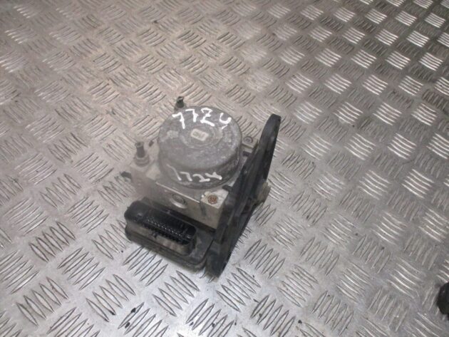 2014 GENUINE SKODA OCTAVIA ABS PUMP CONTROL UNIT MODULE 5Q0614517Q 5Q0907379R - Image 3