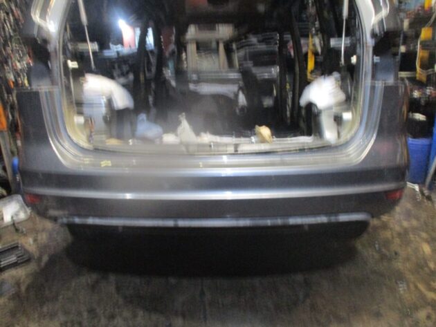2013 GENUINE VW SHARAN REAR BUMPER COMPLETE - Image 4
