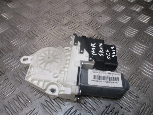 2012 GENUINE SKODA OCTAVIA REAR LEFT PASSENEGER SIDE WINDOW MOTOR 5K0959703A
