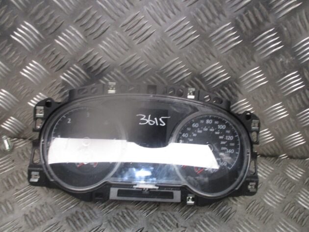 2018 GENUINE VW GOLF R SPEEDOMETER INSTRUMENT CLUSTER CLOCK 5G1920941D - Image 2