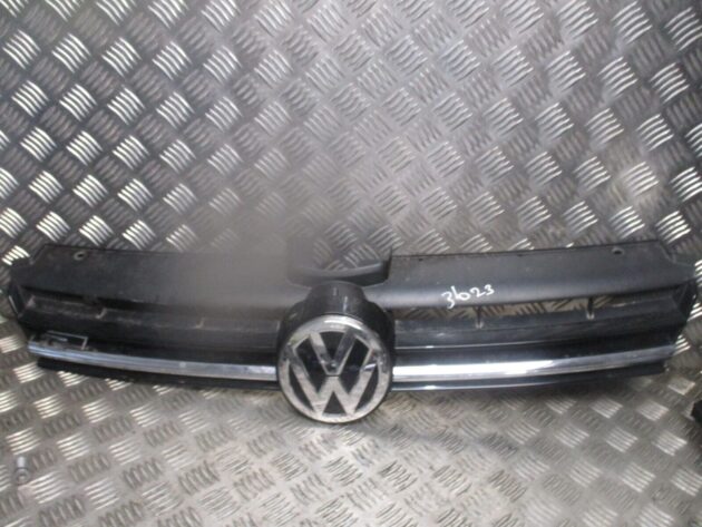 2018 GENUINE VW GOLF R FRONT BUMPER UPPER RADIATOR GRILL 5G0853653