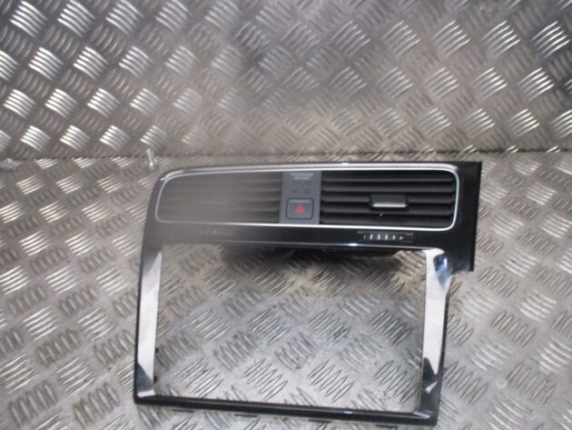 2018 GENUINE VW GOLF R FRONT CENTRE DASHBOARD AIRVENT SURROUND TRIM 5G2815736 - Image 2