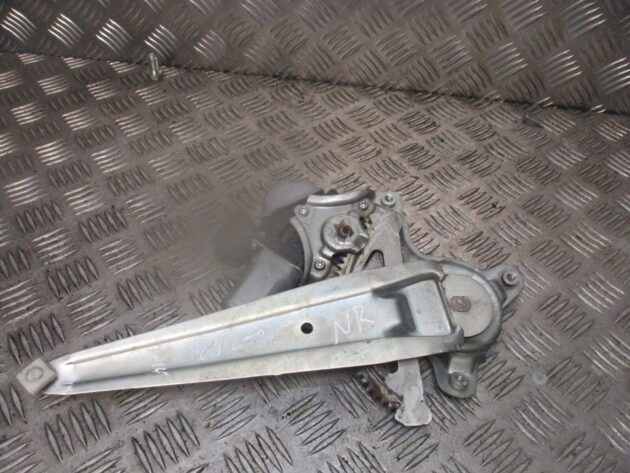 2014 LEXUS CT200 REAR LEFT PASSENGER SIDE DOOR WINDOW REGULATOR 8571075070 OEM - Image 3