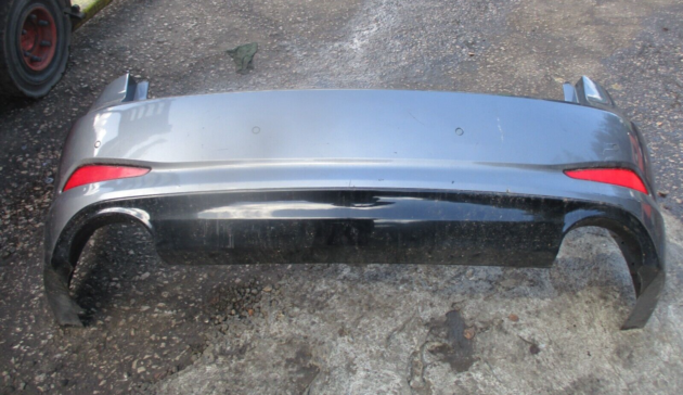 2013 GENUINE HYUNDAI I40 SALOON REAR BUMPER COMPLETE