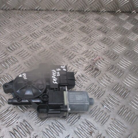 2018 GENUINE SKODA SUPERB REAR LEFT PASSENGER SIDE DOOR WINDOW MOTOR 5Q0959811E