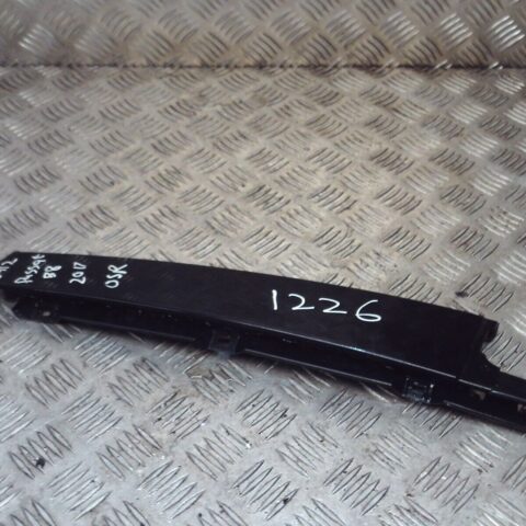 2016 GENUINE VW PASSAT B8 REAR RIGHT DRIVER SIDE DOOR B PILLAR TRIM 3G0839902T