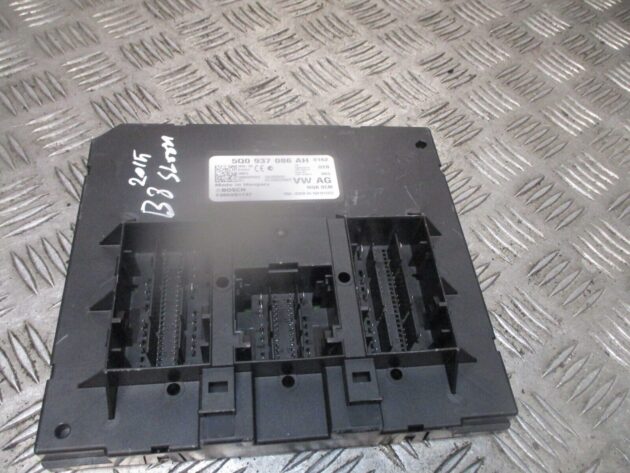 2015 GENUINE VW PASSAT B8 BCM BODY CONTROL MODULE UNIT 5Q0937086AH - Image 2