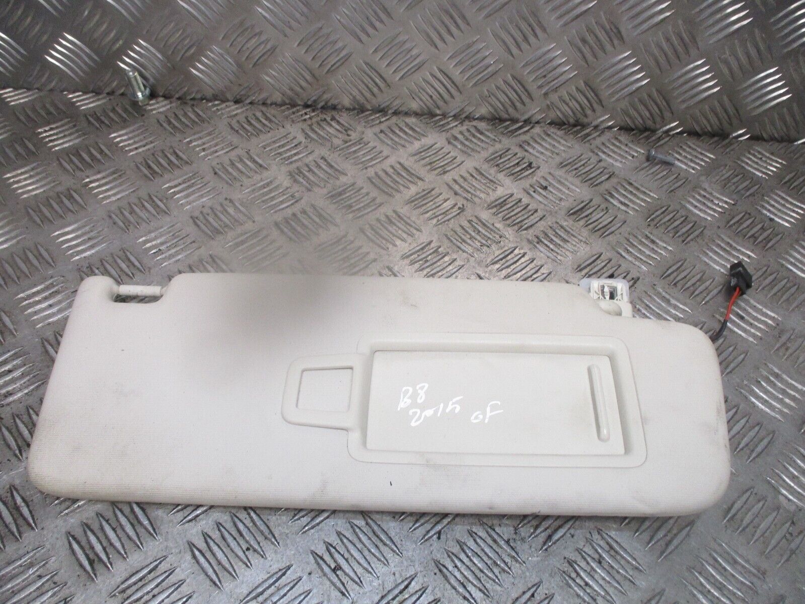2015 GENUINE VW PASSAT B8 FRONT RIGHT DRIVER SIDE SUN VISOR OSF - Image 2