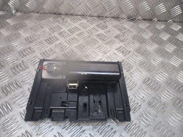 2015 GENUINE VW PASSAT B8 STORAGE COMPARTMENT CENTRE CONSOLE 3G2863284 - Image 3