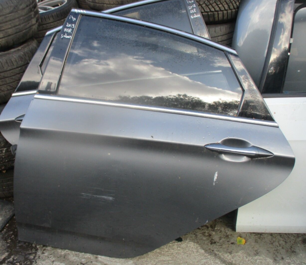 2013 GENUINE HYUNDAI I40 SALOON REAR LEFT PASSENGER SIDE BARE SHELL DOOR NSR