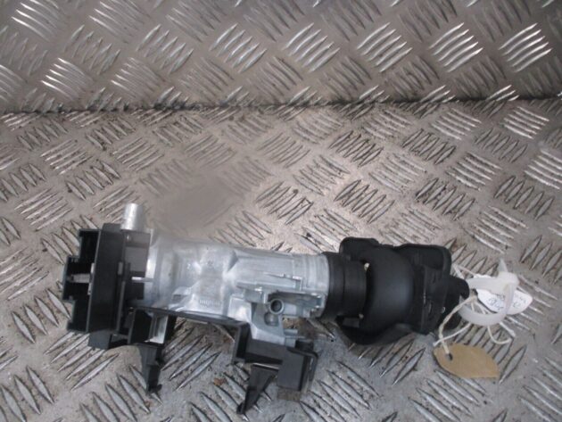 2018 GENUINE SEAT ARONA IGNITION BARREL & KEY 6RA905865B - Image 2