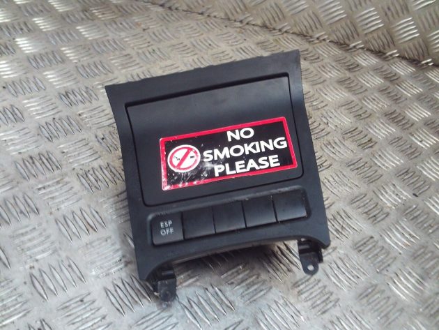 2012 GENUINE VW GOLF MK6 CENTRE CONSOLE ASHTRAY 5K0857961 - Image 2