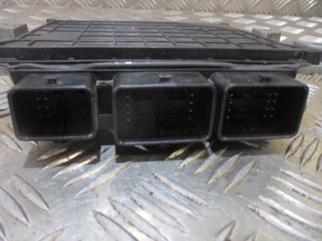 2017 NISSAN QASHQAI 1.6 PETROL ENGINE COMPUTER CONTROL MODULE UNIT ECU BED431401 - Image 4