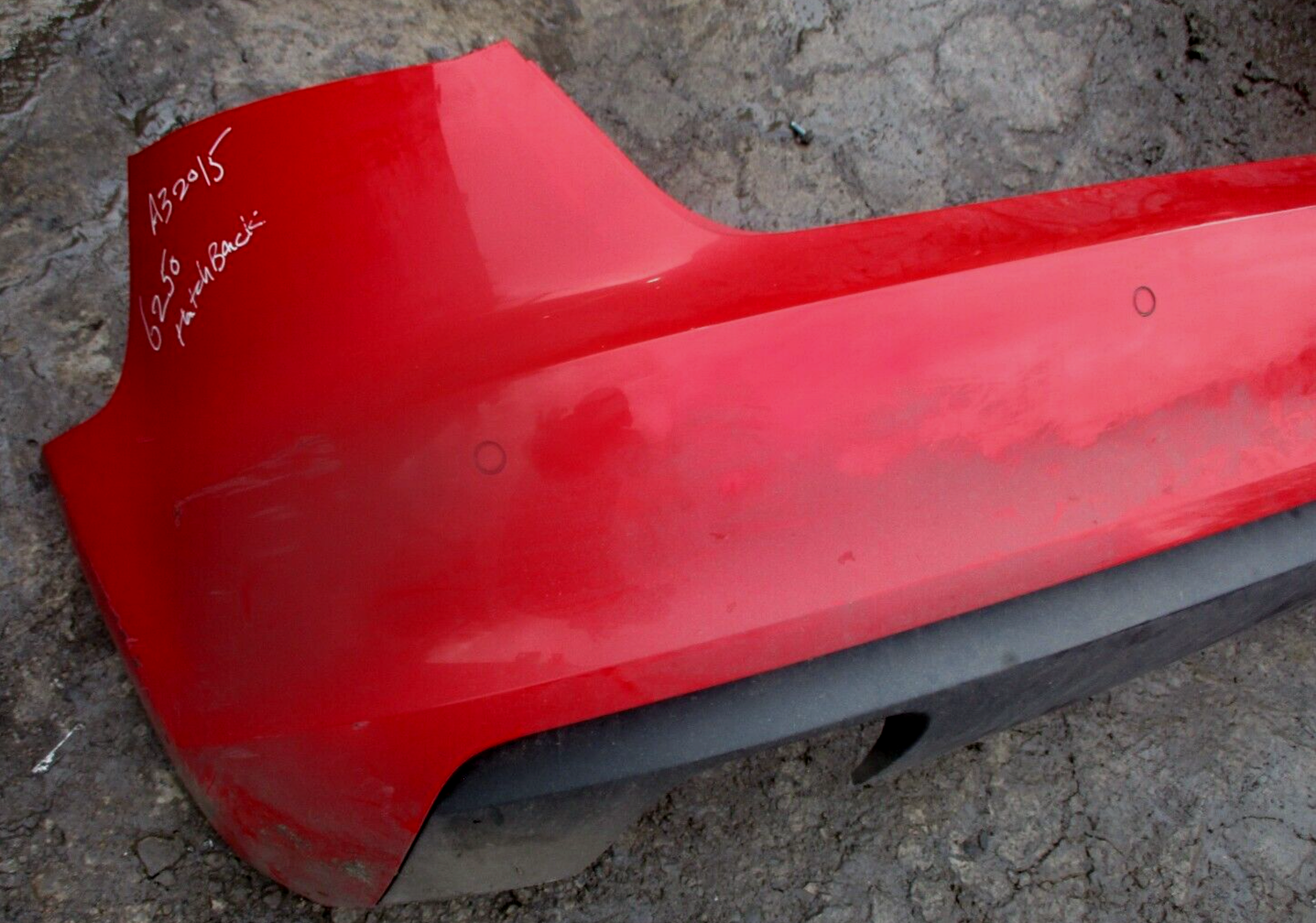 2015 GENUINE AUDI A3 HATCHBACK REAR COMPLETE BUMPER - Image 2
