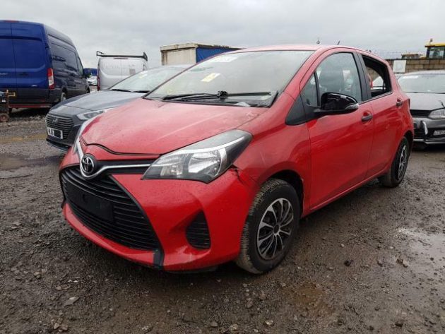 2015 TOYOYTA YARIS 1.0 PETROL VVTi ACTIVE COMPLETE AIR BG KIT BREAKING DOOR PART - Image 2
