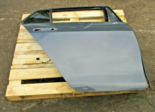 2016 VW GOLF MK7 REAR RIGHT DRIVER SIDE BARE SHELL DOOR OEM IN GOOD CONDITION - Image 2