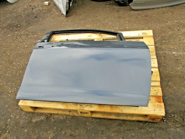 2016 VW GOLF MK7 FRONT RIGHT DRIVER SIDE BARE SHELL DOOR OEM IN GOOD CONDITION - Image 3