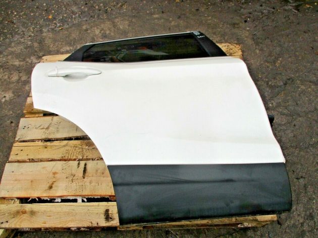 2016 NISSAN QASHQAI REAR RIGHT DRIVER SIDE BARE SHELL DOOR IN GOOD CONDITION