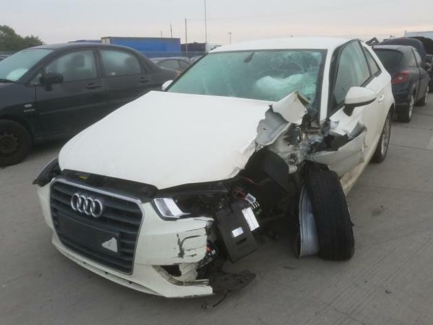 2014 AUDI A3 CJZA 1.2 TFSI MK3 GEARBOX 3 DOOR BREAKING SPARES ENGINE LIGHT BUMPE