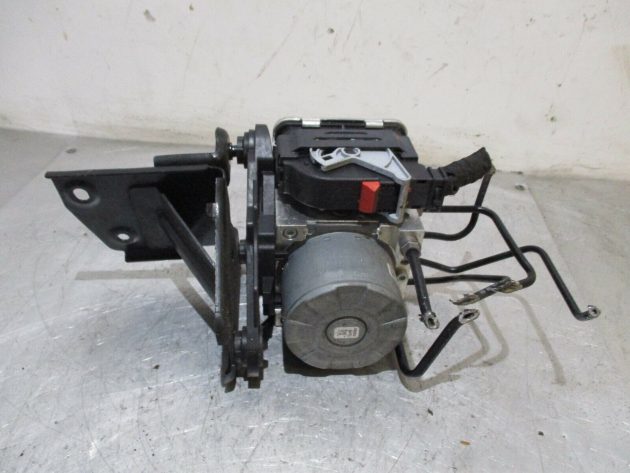 2018 VW ARTEON GOLF R MK7.5 TIGUAN ABS PUMP CONTROL UNIT MODULATOR 5Q0614517DE