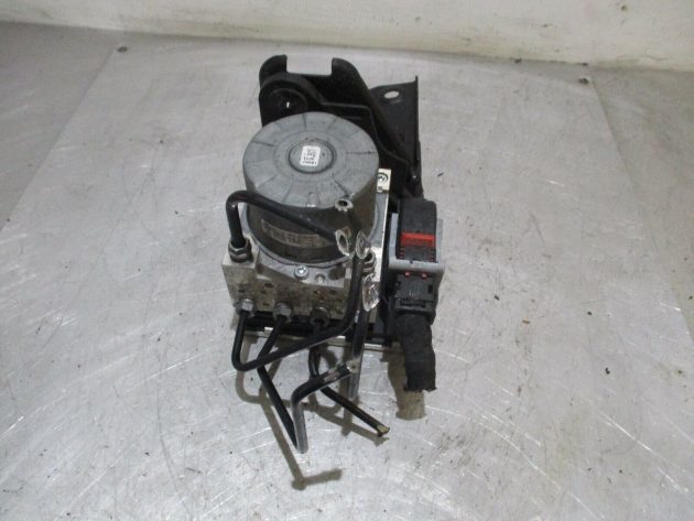 2018 VW ARTEON GOLF R MK7.5 TIGUAN ABS PUMP CONTROL UNIT MODULATOR 5Q0614517DE - Image 4