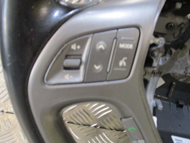 2014 GENUINE HYUNDAI IX35 MULTIFUNCTION STEERING WHEEL 56100-2Y610 - Image 3