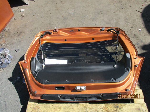 2016 GENUINE SUZUKI SWIFT SZL 3DR 1.6 PETROL REAR TAILGATE BOOT LID BARE - Image 6