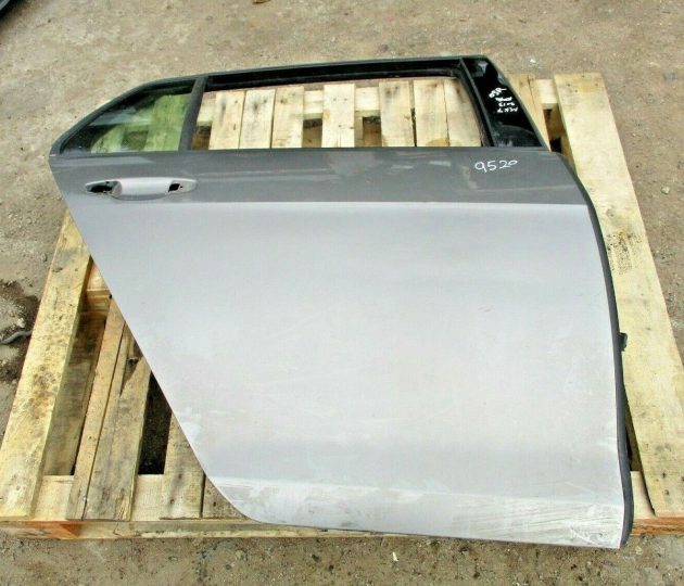 2013-2019 GENUINE VW GOLF MK7 REAR RIGHT DRIVER SIDE BARE SHELL DOOR OSR - Image 3