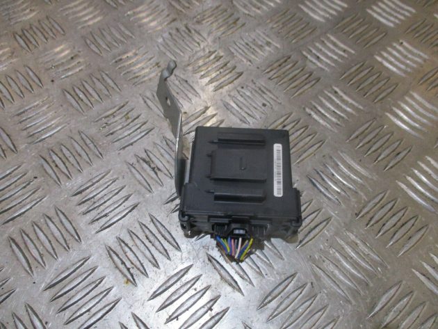 2016-2021 GENUINE NISSAN MICRA FRONT VIEW LANE ASSIT CAMERA  284G3-5FA0D - Image 2