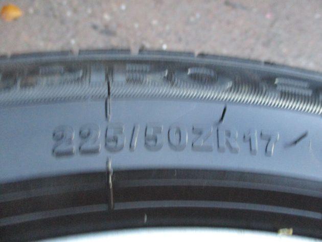 2011 AUDI A5 8T 17" INCH ALLOY WHEELS & TYRE 225/50Z R17' 8T0601025B - Image 3