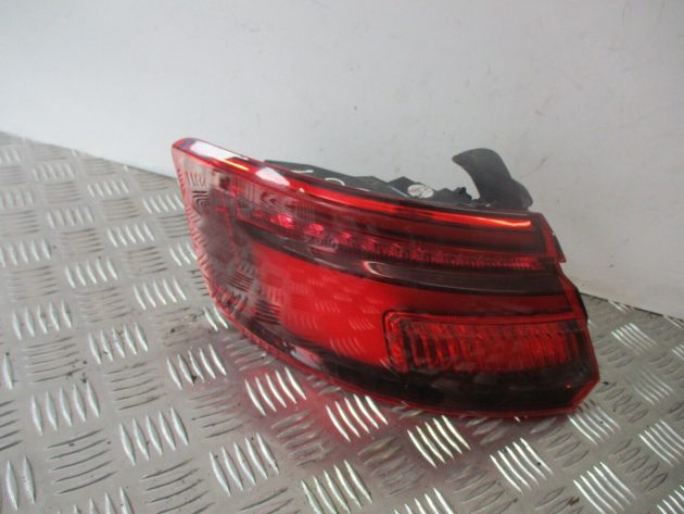 2014 AUDI A3 S3 PASSENGER SIDE REAR TAILGATE BOOT BRAKE LAMP LIGHT 5DR HATCHBACK - Image 2