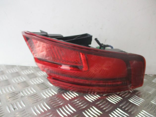 2014 AUDI A3 S3 PASSENGER SIDE REAR TAILGATE BOOT BRAKE LAMP LIGHT 5DR HATCHBACK - Image 4