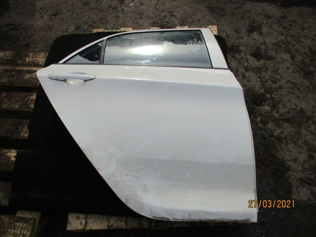 2016 KIA PICANTO 5 DOOR RH DRIVER SIDE REAR BARE DOOR BREAKING SPARES PARTS OEM - Image 2
