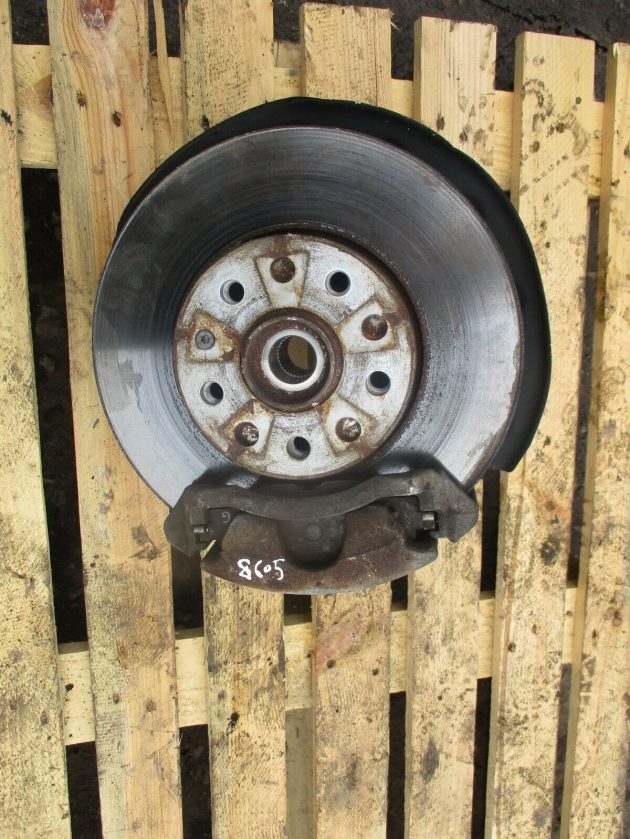 2019 GENUINE AUDI A3 TFSI FRONT RIGHT AUTO WHEEL HUB SPINDLE OSF 5Q0400054DT - Image 3