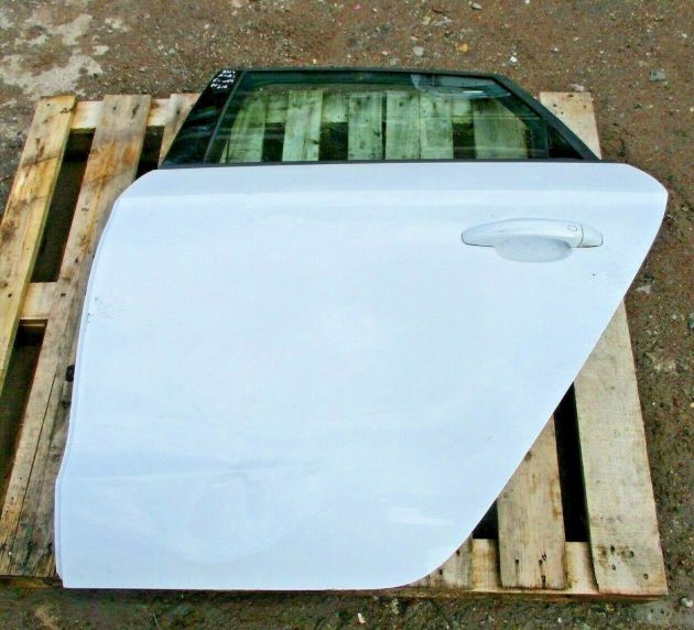 2014 GENUINE FORD FOCUS REAR LEFT PASSENGER SIDE BARE SHELL DOOR NSR