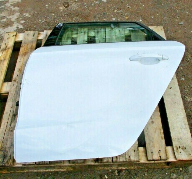 2014 GENUINE FORD FOCUS REAR LEFT PASSENGER SIDE BARE SHELL DOOR NSR - Image 3