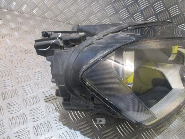 2016 VW GOLF MK7 GENUINE DRIVER SIDE RIGHT FRONT OSF HEADLIGHT 5G2941006E PARTS - Image 2