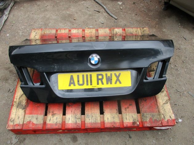 2011 GENUINE BMW 5 SERIES F10 REAR BARE BOOT LID TRUNK IN GOOD CONDITION - Image 3