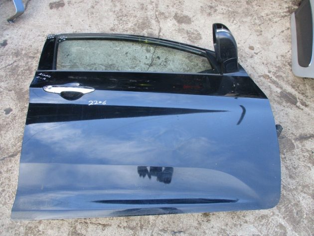 2016 KIA PICANTO FRONT RIGHT DRIVER SIDE BARE SHELL DOOR IN GOOD CONDITION - Image 3