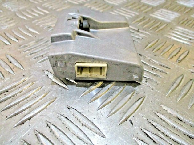 2019 GENUINE HYUNDAI IONIQ 1.6 PETROL HYBRID FRONT WINDSCREEN CAMERA 95740-G2400 - Image 4